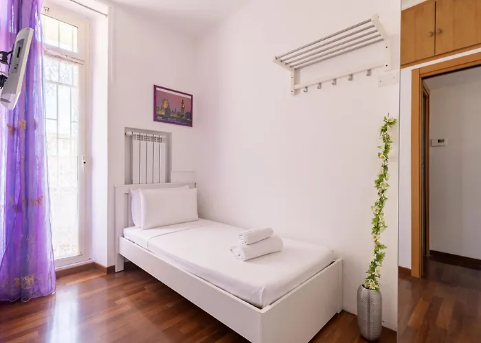 Hostly-roma Clelia Suite-few Steps From S Giovanni Apartamento